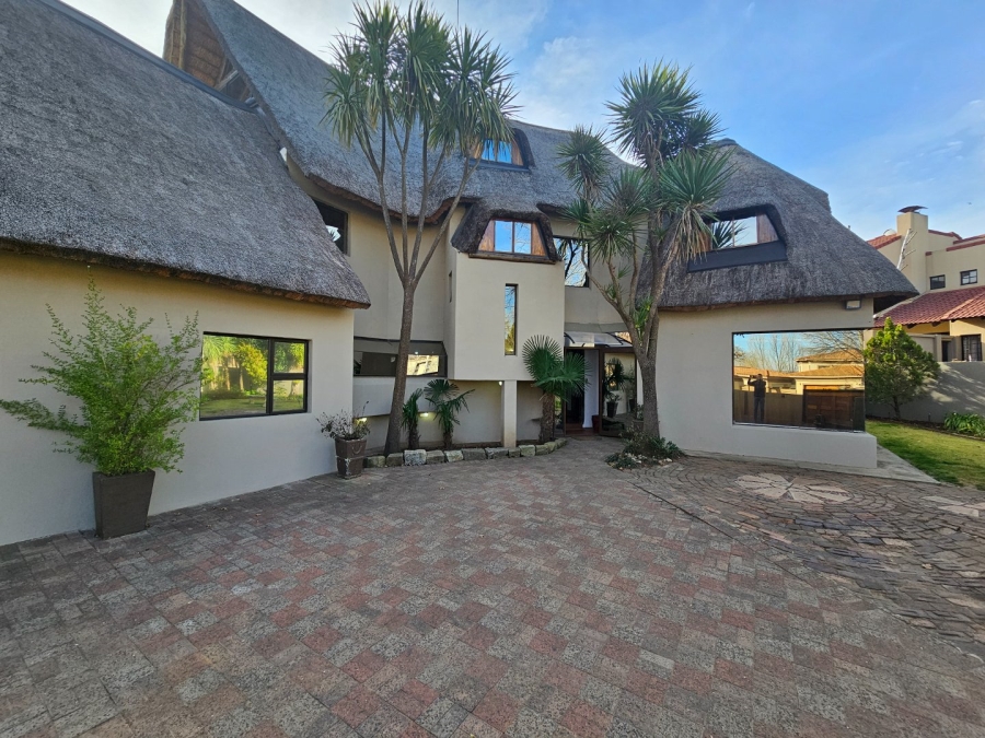 To Let 5 Bedroom Property for Rent in La Provance Free State